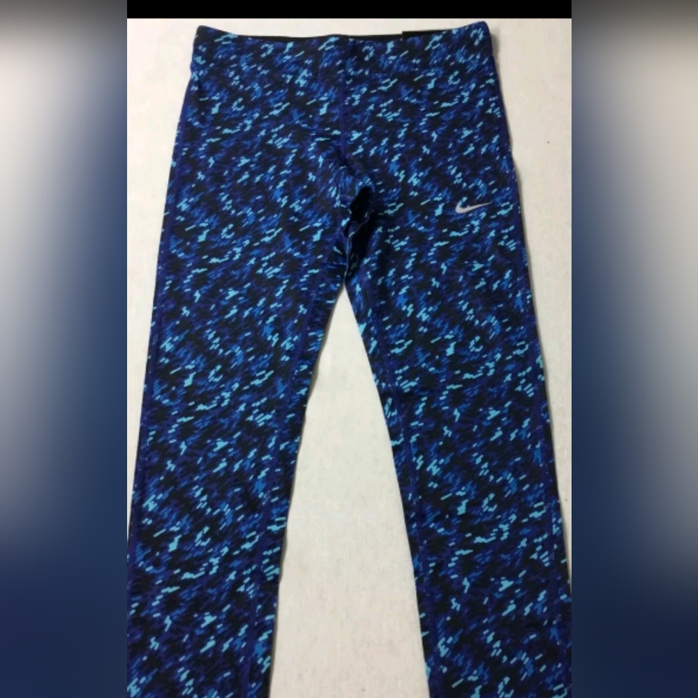 Nike Women’s Essential Dri-Fit Running Crop 849889 Blue Print